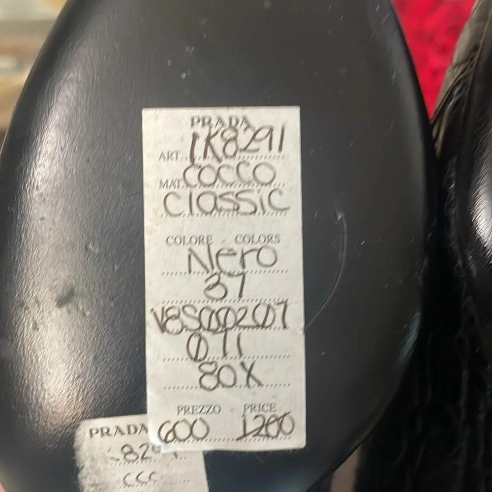 🎉🎉 HOST PICK 🎉🎉 100% authentic Prada alligator, 4 inch black peep toe heels